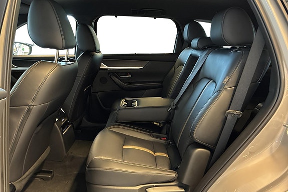 Mazda CX-80 10 of 15