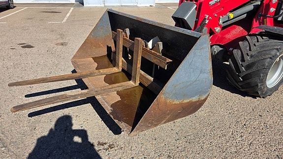 Weidemann 2080T 12 of 14