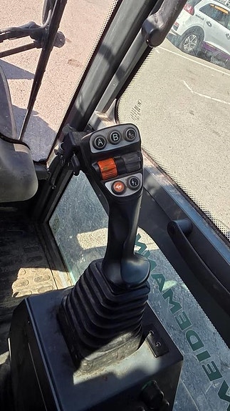 Weidemann 2080T 3 of 14