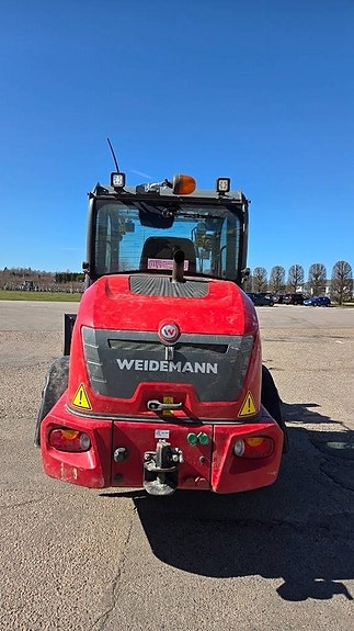 Weidemann 2080T 8 of 14
