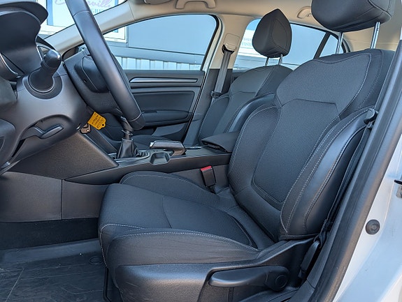 Renault Megane 12 of 20