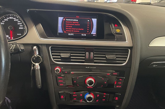 Audi A4 10 of 15
