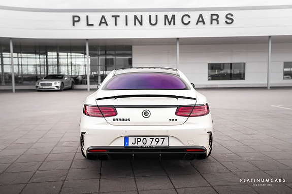 Mercedes-Benz S63 4 of 5