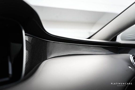 Mercedes-Benz S63 14 of 28