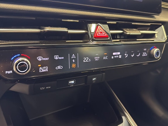 Kia Niro 13 of 14