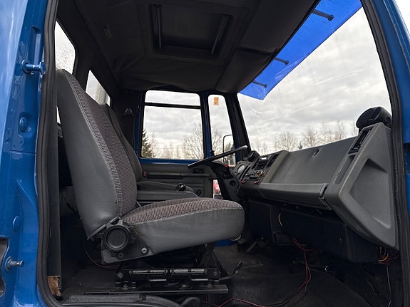 Ford Cargo 16 of 24