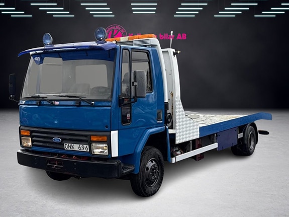 Ford Cargo 2 of 24