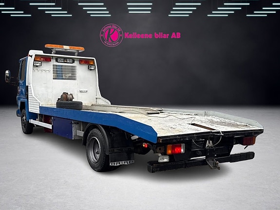 Ford Cargo 8 of 24