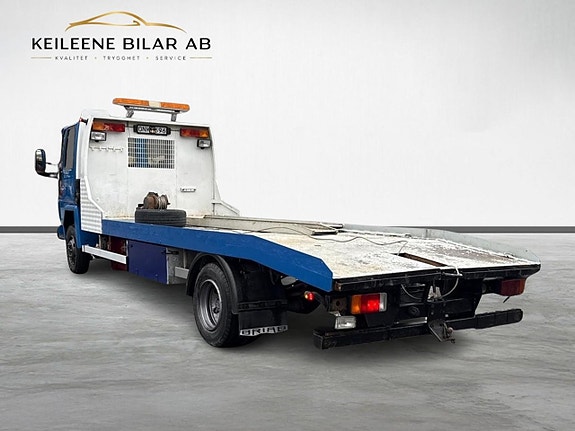 Ford Cargo 11 of 24