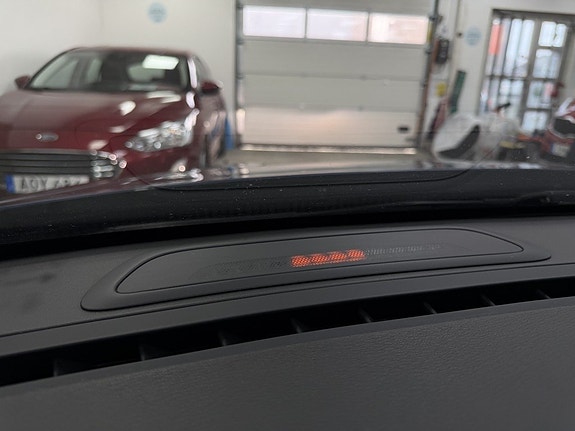 Volvo V60 9 of 15