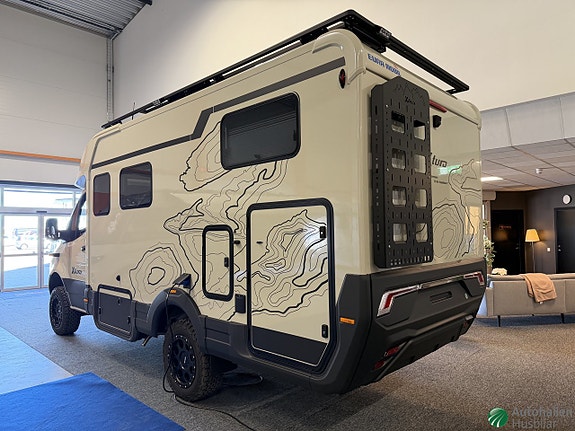 Eura Mobil XTURA 686 EF 2 of 9