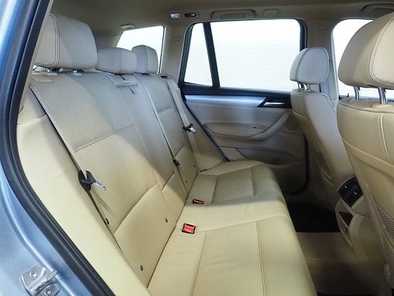 BMW X3 14 of 21
