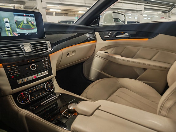 Mercedes-Benz CLS350 6 of 13
