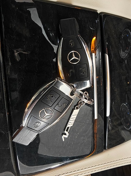 Mercedes-Benz CLS350 12 of 13