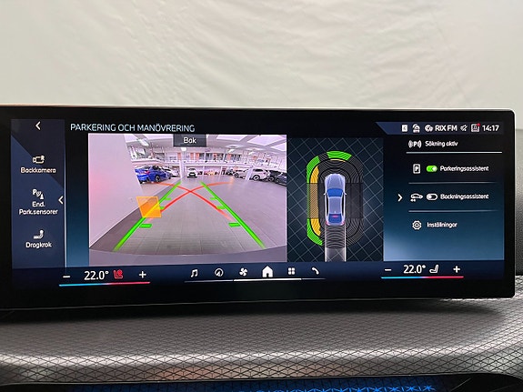 BMW i4 9 of 14