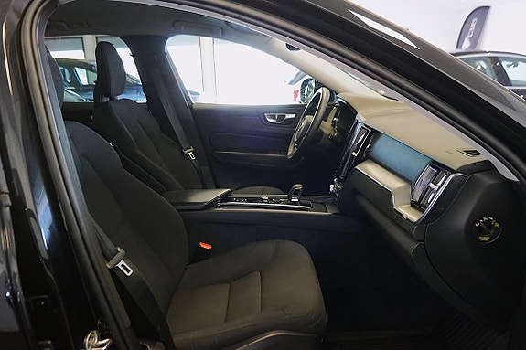 Volvo XC60 12 of 13