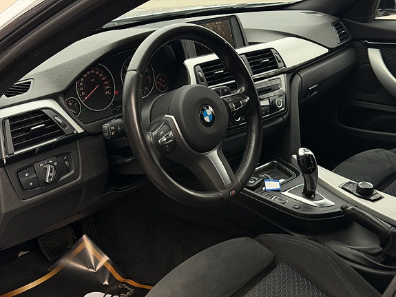 BMW 428i 9 of 18