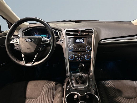 Ford Mondeo 8 of 21