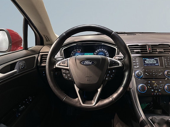 Ford Mondeo 9 of 21