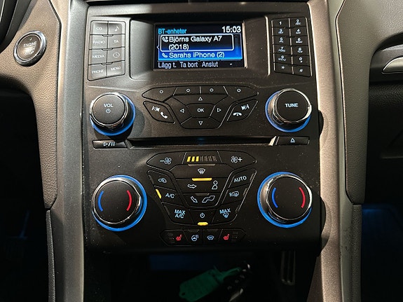 Ford Mondeo 15 of 21