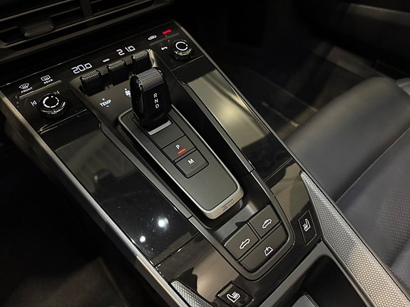 Porsche 911 14 of 22