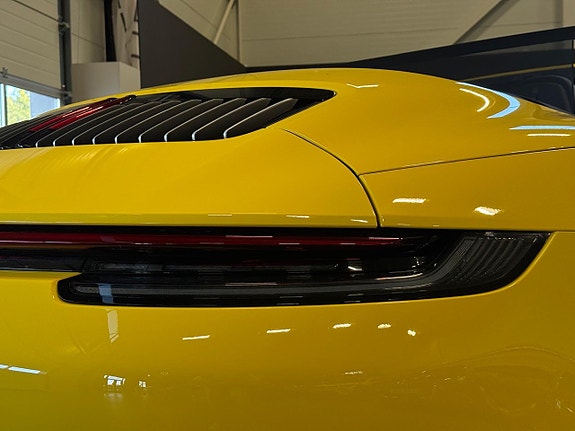 Porsche 911 25 of 25