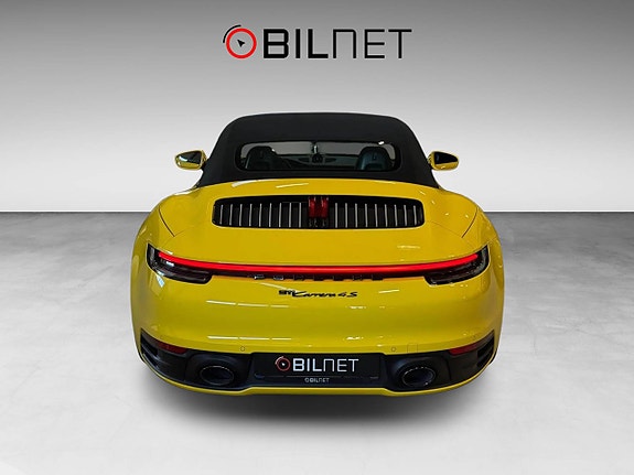 Porsche 911 10 of 25