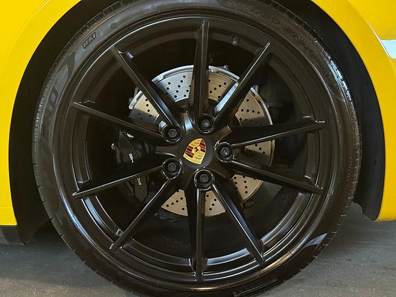 Porsche 911 15 of 25