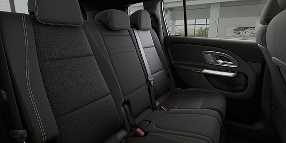 Mercedes-Benz GLB350 9 of 11