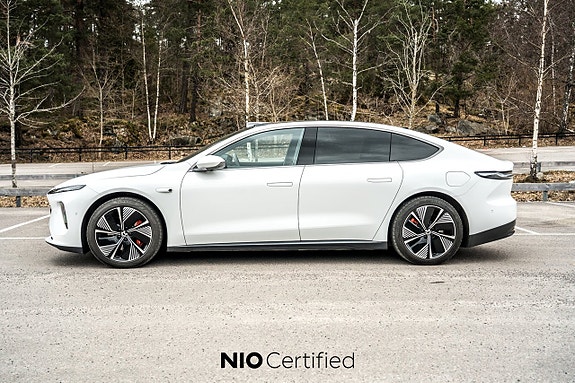 NIO ET7 2 of 25