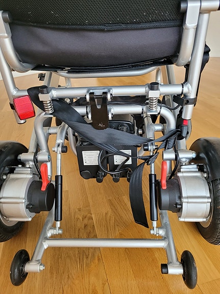 Product image 2 of 4