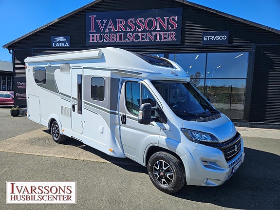 Carado T 459 / Queensbed / Face to face soffa / Automat / 2200mil