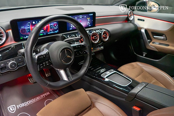 Mercedes-Benz CLA250 e 13 of 20