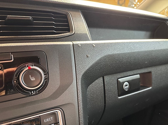 Volkswagen Caddy Maxi 27 of 30