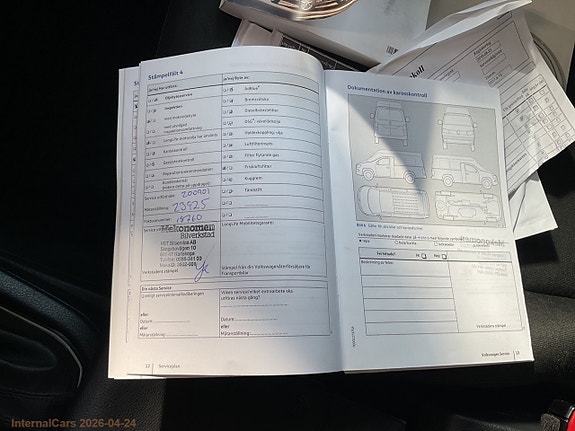 Volkswagen Caddy Maxi 21 of 30