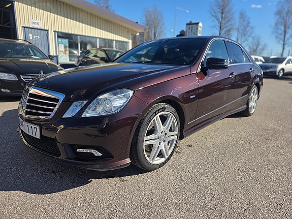 Mercedes-Benz E220
