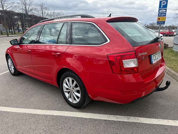 Skoda Octavia 3 of 5