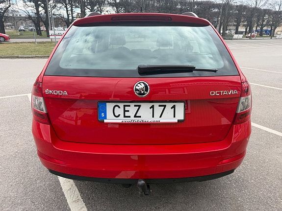 Skoda Octavia 4 of 5