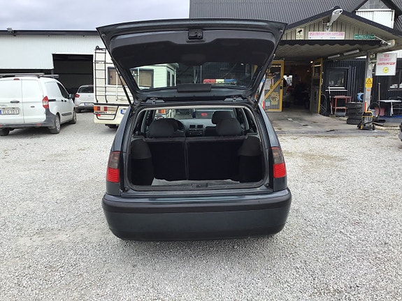 Seat Cordoba Vario 3 of 5