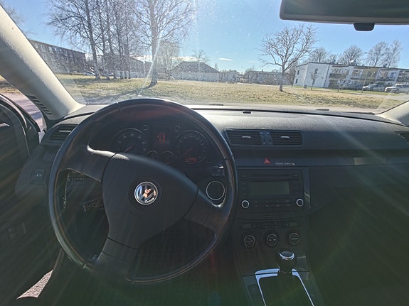 Volkswagen Passat 7 of 8