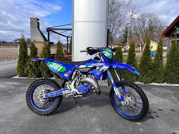 Yamaha YZ 125 Enduro 2 of 8