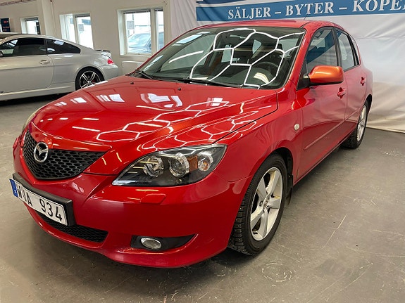 Mazda 3 4 of 5