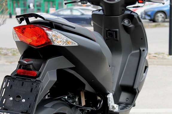 Peugeot SPEEDFIGHT 45 MOPED | MAD BLACK | RÄNTEFRITT | KAMPANJ 13 of 13