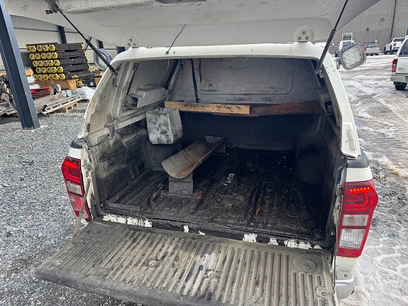 Isuzu D-max 10 of 10