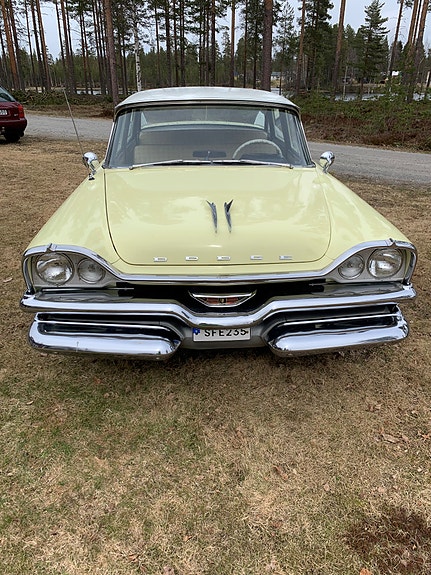 Dodge Coronet 3 of 5