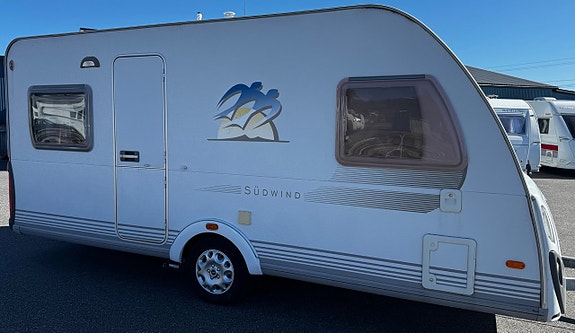 Knaus 450 Solcell/mover/förtält