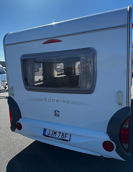 Knaus 450 Solcell/mover/förtält 2 of 16