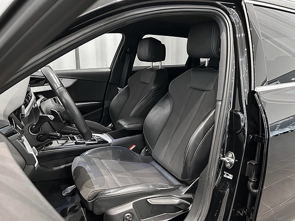 Audi A4 8 of 16