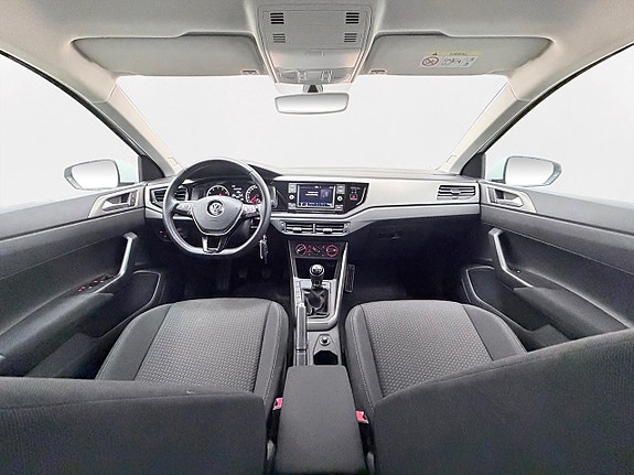Volkswagen Polo 15 of 22