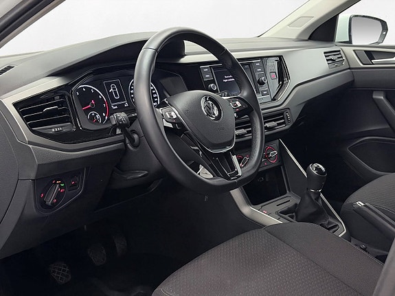 Volkswagen Polo 13 of 22